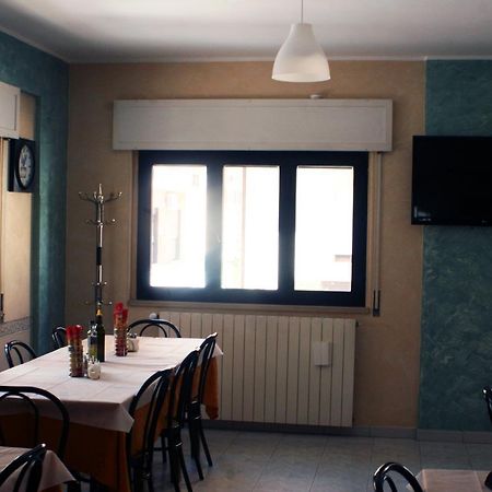 Albergo Italia Lavello ภายนอก รูปภาพ